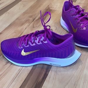 Nike Zoom Pegasus Turbo 2 SE. Women’s Size 9. Electric purple.